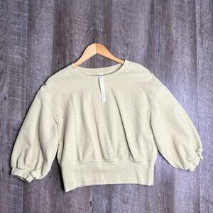 lululemon Light Green Cropped Sweatshirt Size 6